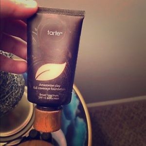 Tarte Amazonian clay cream foundation (ivory)